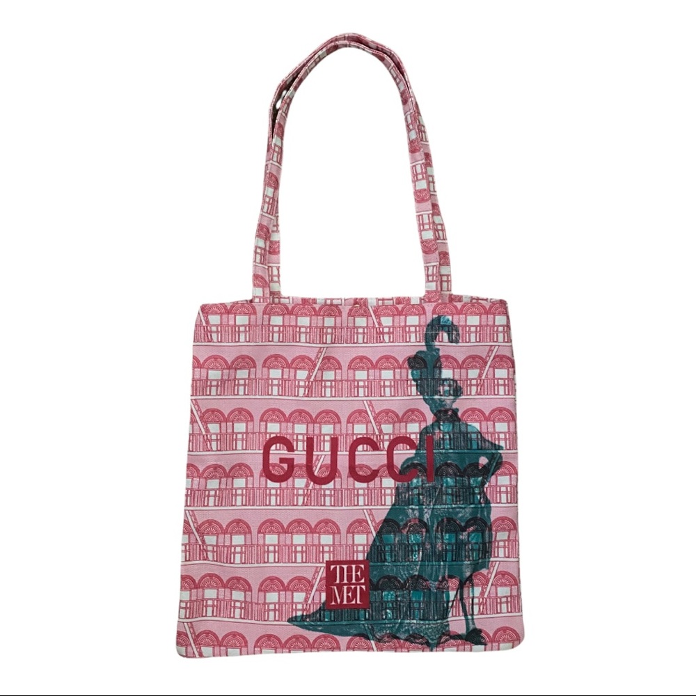 **SOLD**EUC Pink Canvas Gucci Met Gala Tote The Camp Exhibit - Picture 2 of 7